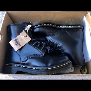 Dr. Martens 1460 8-Eye Smooth Leather Boot
